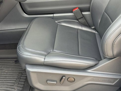 New 2025 Ford Expedition Platinum w/ Stealth Performance Package image 18