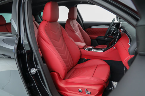 Used 2025 Maserati Grecale Modena image 11