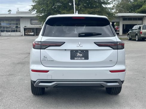 New 2025 Mitsubishi Outlander SE image 4