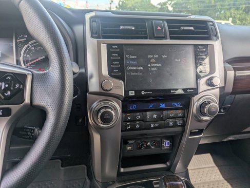 Used 2023 Toyota 4Runner Limited image 25