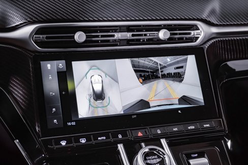 New 2025 Aston Martin V8 Vantage Coupe image 27