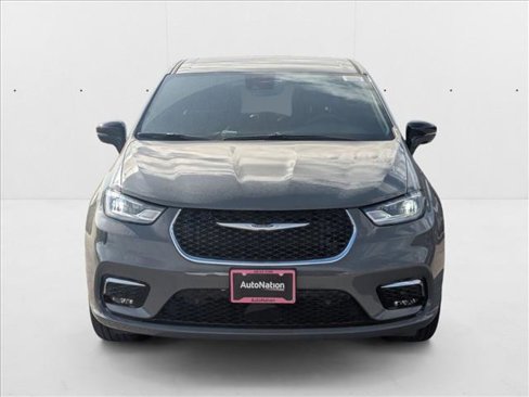 New 2025 Chrysler Pacifica Select image 6