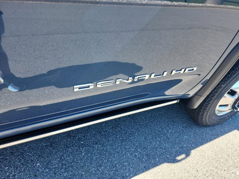 New 2026 GMC Sierra 3500 Denali Ultimate image 5