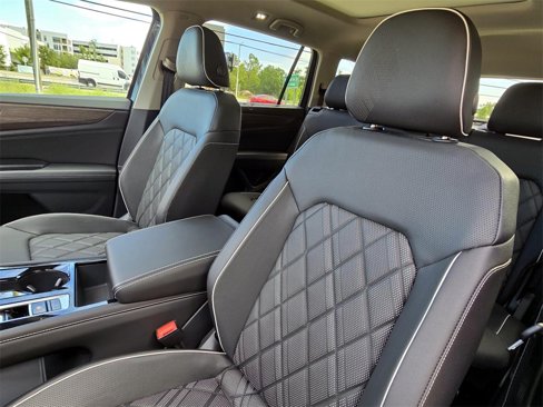 New 2025 Volkswagen Atlas SEL Premium R-Line image 26