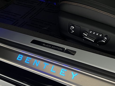 New 2025 Bentley Continental GTC image 26