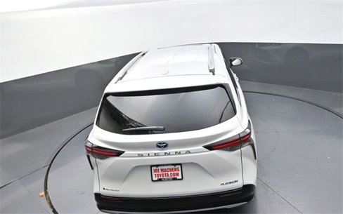 New 2025 Toyota Sienna Platinum image 22