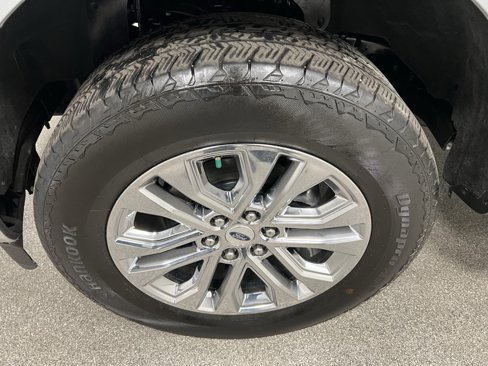 Used 2024 Ford F150 Lariat image 19