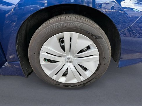 Certified 2025 Nissan Leaf S image 14