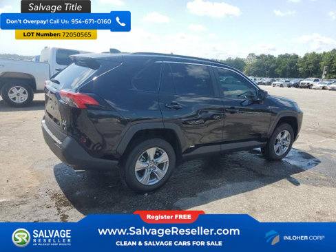 Used 2025 Toyota RAV4 LE image 4