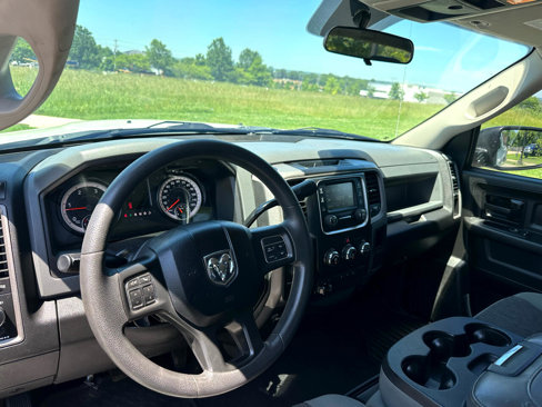 Used 2018 RAM 2500 Tradesman w/ Chrome Appearance Group image 7