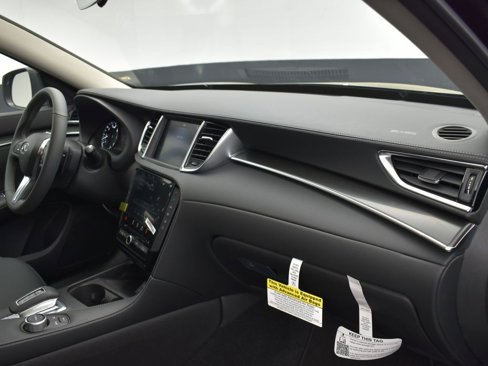 New 2025 INFINITI QX50 Pure image 24