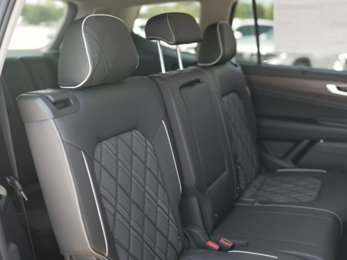 New 2026 Volkswagen Atlas SEL Premium R-Line image 25