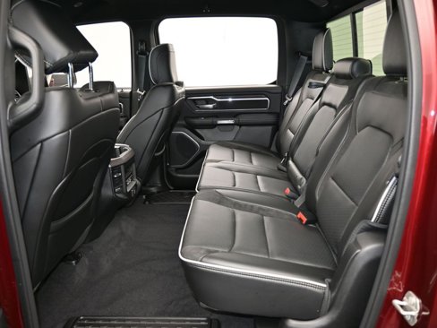 Used 2025 RAM 1500 Laramie image 33