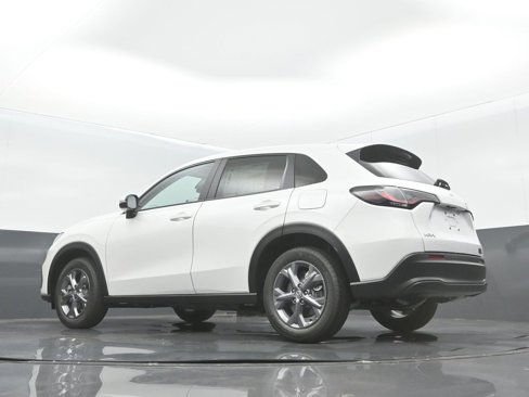 New 2026 Honda HR-V LX image 17
