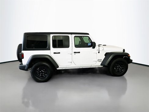 Used 2021 Jeep Wrangler Unlimited Sport image 8