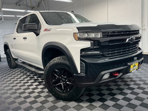 Used 2021 Chevrolet Silverado 1500 LT Trail Boss w/ Convenience Package II image 1