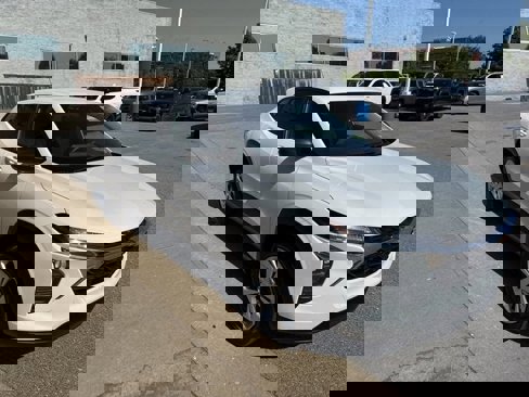 Certified 2025 Chevrolet Trax LS image 3