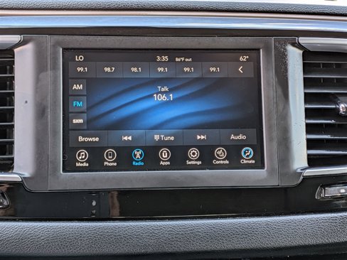 Used 2019 Chrysler Pacifica Touring-L image 20