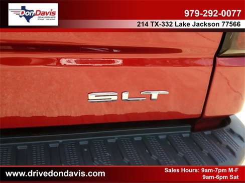 New 2026 GMC Sierra 1500 SLT image 7