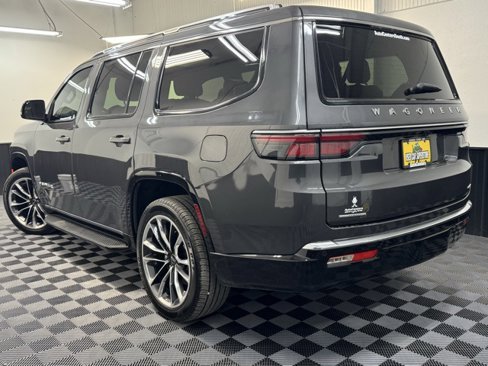 Used 2022 Jeep Wagoneer Series II w/ Premium Group I image 4