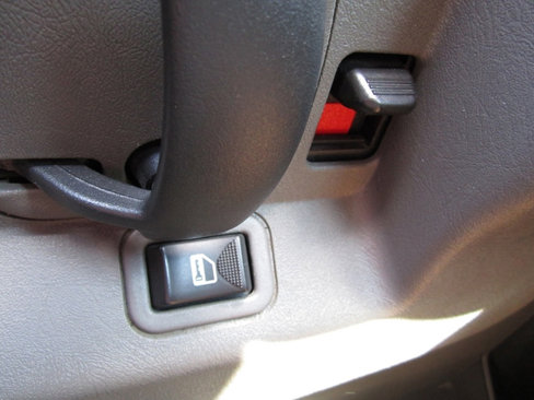 Used 2023 Chevrolet Express 2500 w/ Driver Convenience Package image 9