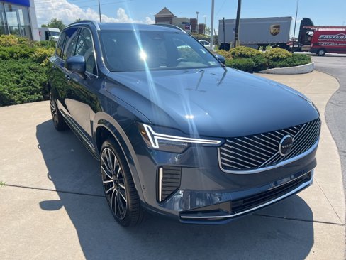 New 2026 Volvo XC90 B6 Plus image 7