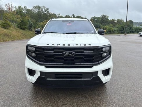 New 2025 Ford Expedition Max Platinum image 7
