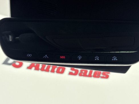 Used 2022 Genesis G70 3.3T image 37