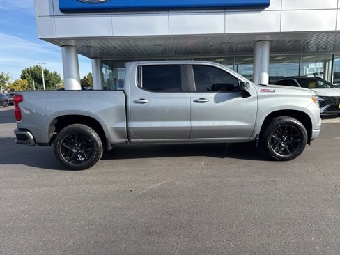 Used 2024 Chevrolet Silverado 1500 RST image 2