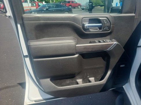 Used 2022 Chevrolet Silverado 2500 LTZ w/ LTZ Convenience Package image 13