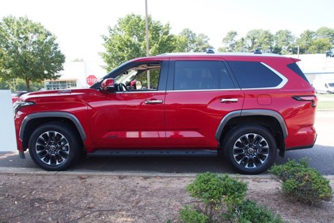 Used 2024 Toyota Sequoia Limited w/ Tow Technology Package image 4