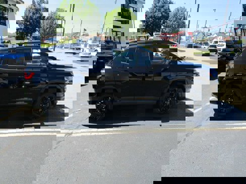 New 2026 Jeep Compass Latitude image 7