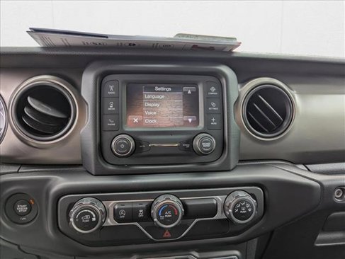Used 2020 Jeep Gladiator Sport w/ Quick Order Package 23S image 13