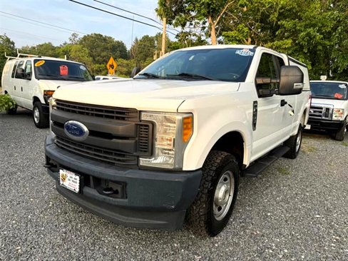 Used 2017 Ford F250 XL w/ Power Equipment Group image 5