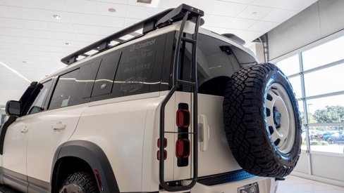 New 2024 Land Rover Defender 110 S image 13