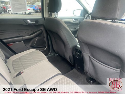 Used 2021 Ford Escape SE w/ Cold Weather Package image 10