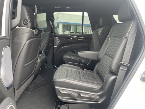Used 2023 Cadillac Escalade Sport Platinum image 19