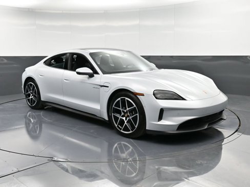 New 2025 Porsche Taycan image 10