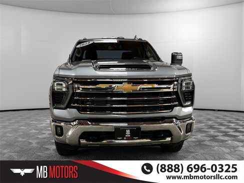 Used 2024 Chevrolet Silverado 3500 LTZ image 10