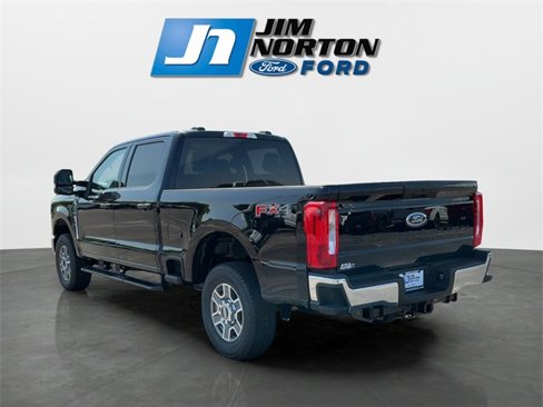 New 2025 Ford F250 XLT w/ FX4 Off-Road Package image 5