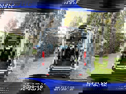 Used 2020 Ford Transit 250 Medium Roof image 18