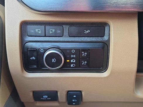 Used 2024 Ford F350 Lariat w/ Lariat Ultimate Package image 23