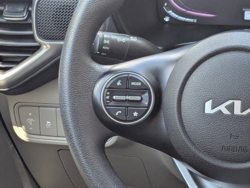 Certified 2023 Kia Soul LX image 17