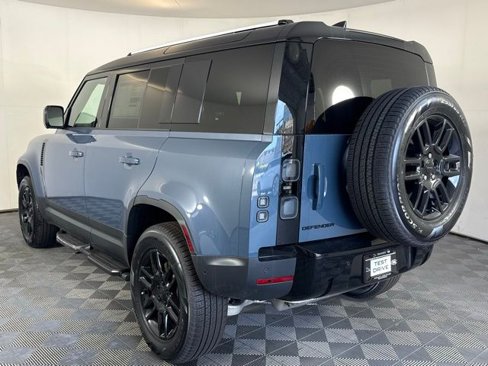 New 2026 Land Rover Defender 110 S image 4