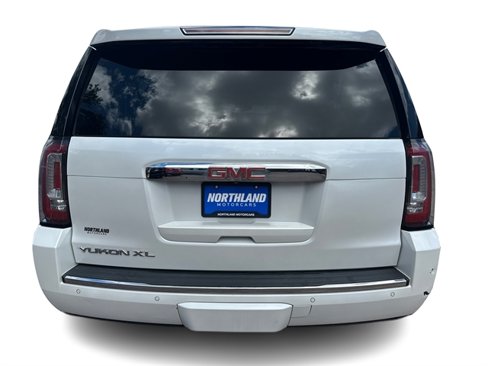 Used 2016 GMC Yukon XL Denali w/ Open Road Package image 14