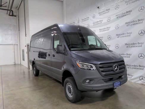 New 2025 Mercedes-Benz Sprinter 2500 image 2