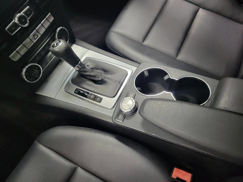 Used 2014 Mercedes-Benz C 250 Sedan image 38