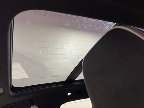 New 2025 Volvo XC40 B5 Ultra w/ Climate Package image 9