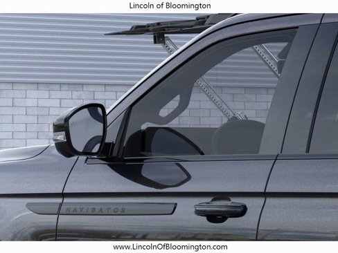 New 2025 Lincoln Navigator Reserve image 20