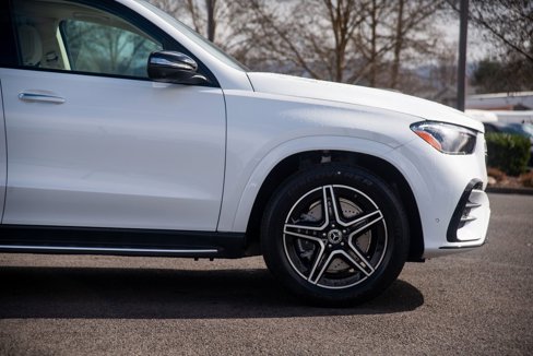 Used 2025 Mercedes-Benz GLE 350 4MATIC image 7